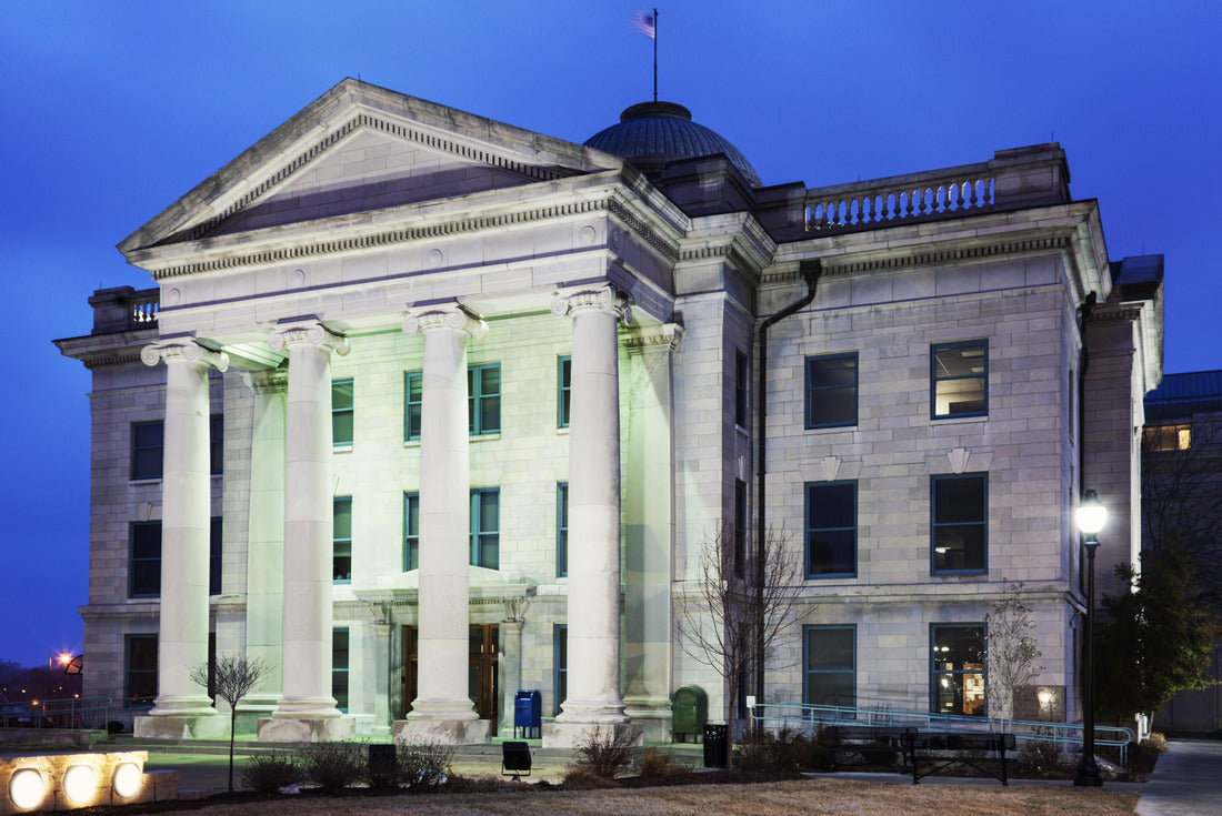 Noah Jigsaw Puzzle Old Boone County Courthouse in Columbia, Missouri, USA 2000 pieces