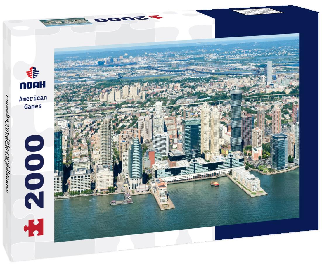 Noah Jigsaw Puzzle Jersey City and the Hudson River on a beautiful summer day 2000 pieces
