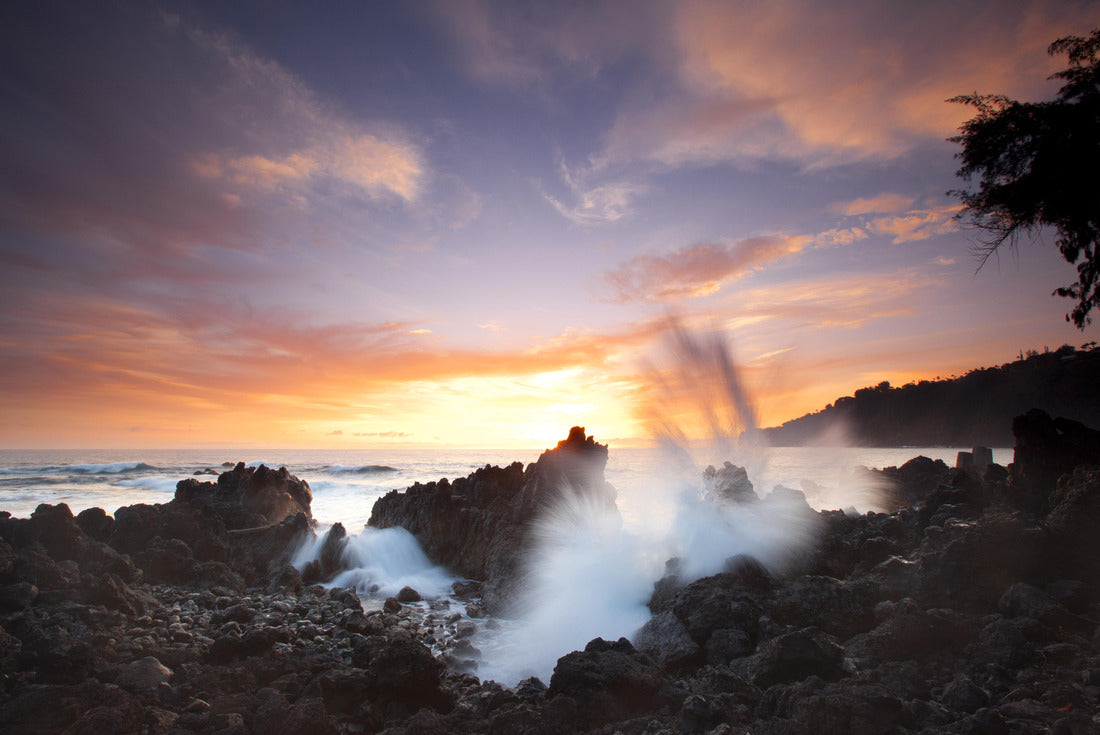 Noah Jigsaw Puzzle Tropical sunset at Laupahoehoe Point on the Big Island of Hawaii 2000 pieces