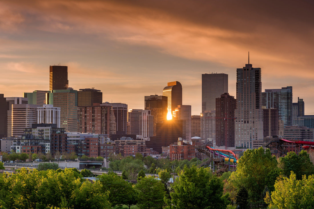 Noah Jigsaw Puzzle Unique view of the Denver Colorado skyline with a sun star reflection 2000 pieces