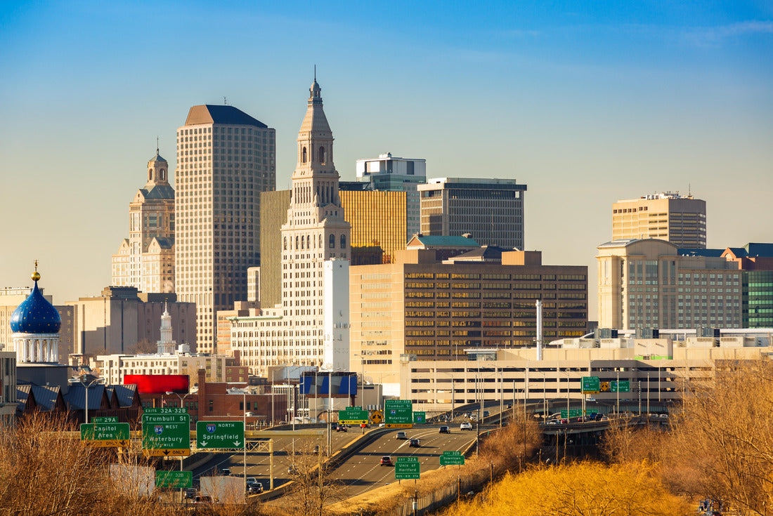 Noah Jigsaw Puzzle Hartford skyline on a sunny afternoon. Hartford is the capital of Connecticut 2000 pieces