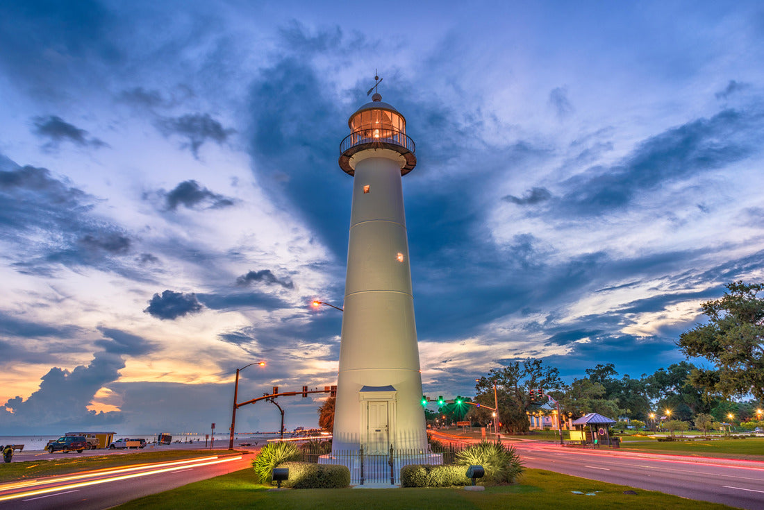 Noah Jigsaw Puzzle Biloxi, Mississippi, USA Lighthouse at dusk 2000 pieces