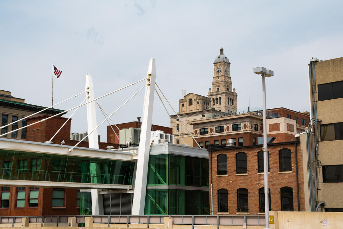 Noah Jigsaw Puzzle Downtown skyline on a summer afternoon. Davenport, Iowa, USA 2000 pieces