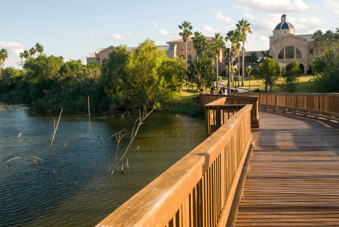 Noah Jigsaw Puzzle Beach front cabanas with palm trees in Ewa Beach Oahu Hawaii 2000 pieces