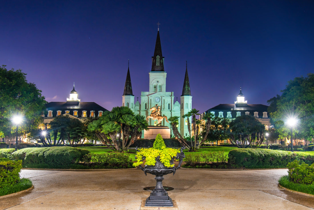 Jackson Park in downtown New Orleans, Louisiana, USA 2000pc Puzzle