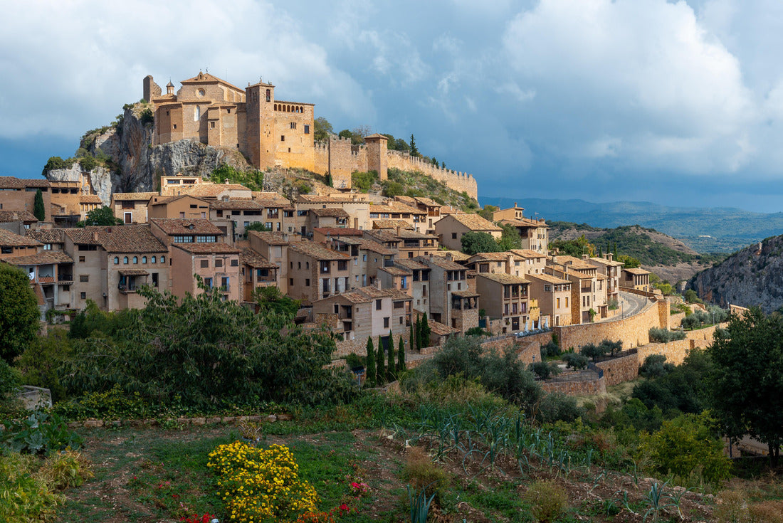 Alquezar, medieval village in Huesca province, Spain 2000pc Puzzle