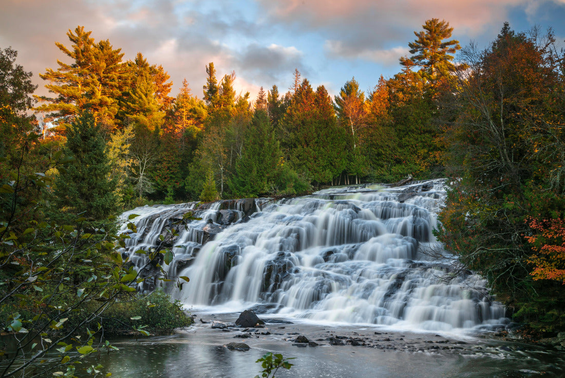 Bond falls near Paulding in Michigan Upper peninsula 2000pc Puzzle