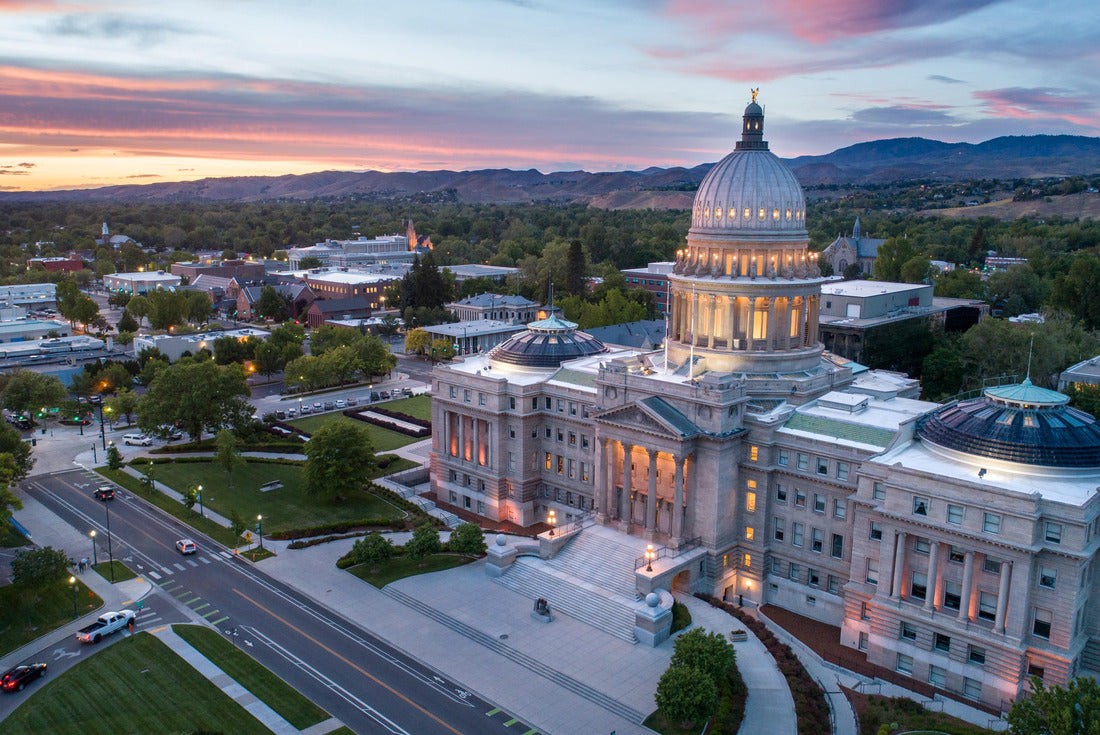 Noah Jigsaw Puzzle Shot angled from above of the boise capital building 2000 pieces