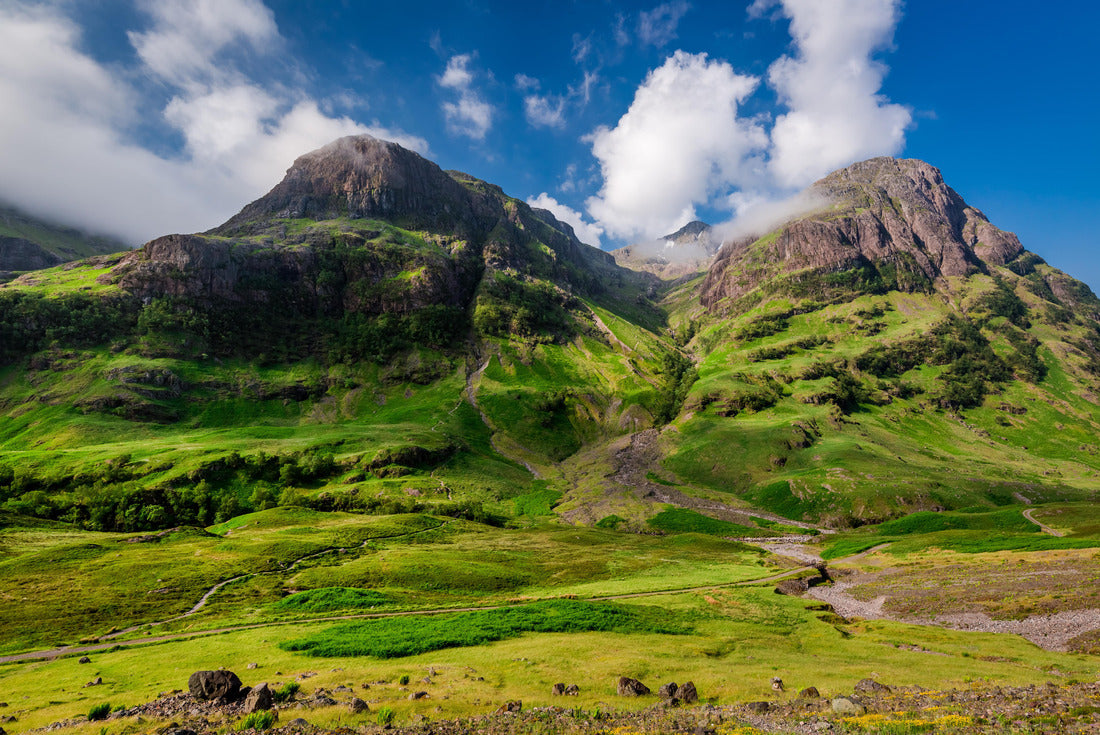 Mountains of Glencoe at sunrise in summer, Scotland 2000pc Puzzle