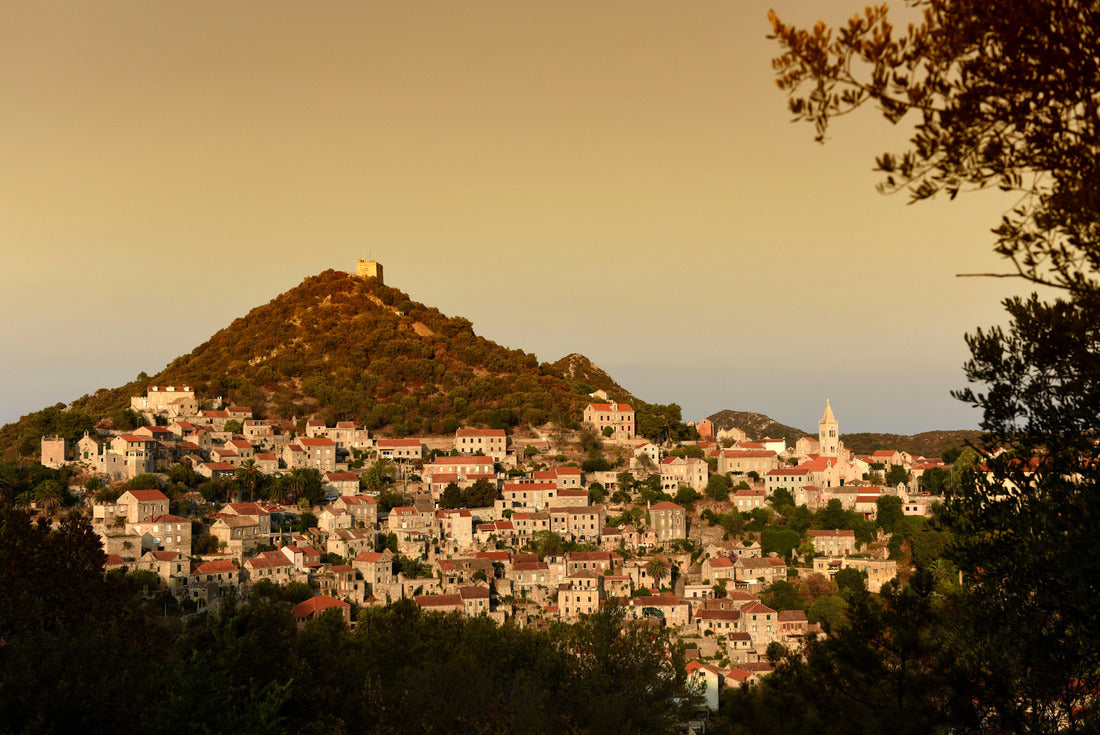 Lastovo old town cityscape, Lastovo island, Croatia 2000pc Puzzle