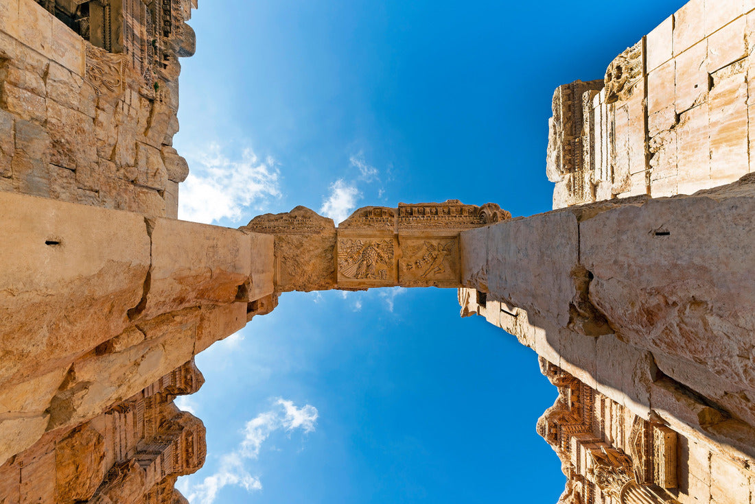 Noah Jigsaw Puzzle The Lintel of Temple of Bacchus in Baalbek, Lebanon 2000 pieces