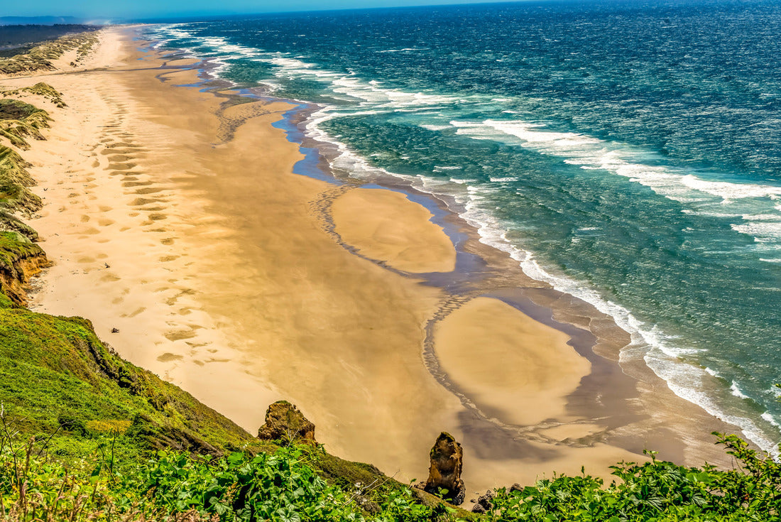 Noah Jigsaw Puzzle Beach Coastline Waves Pacific Ocean Florence Oregon 2000 pieces
