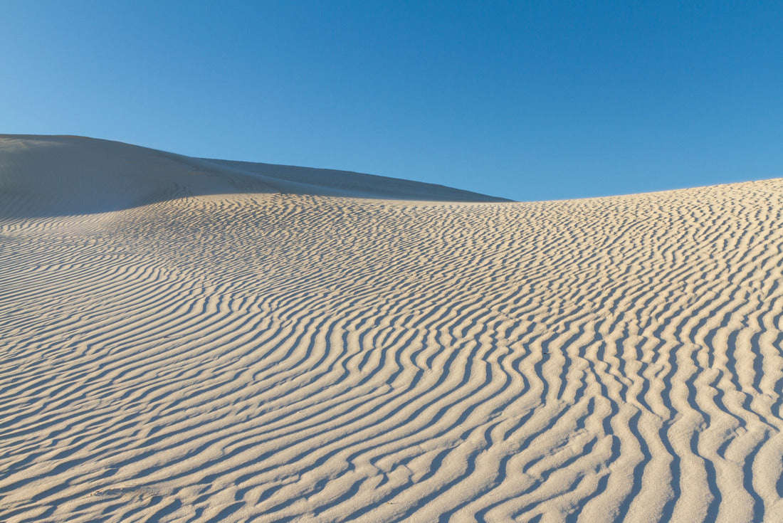 White sand dunes in Western Australia with blue sky 2000pc Puzzle
