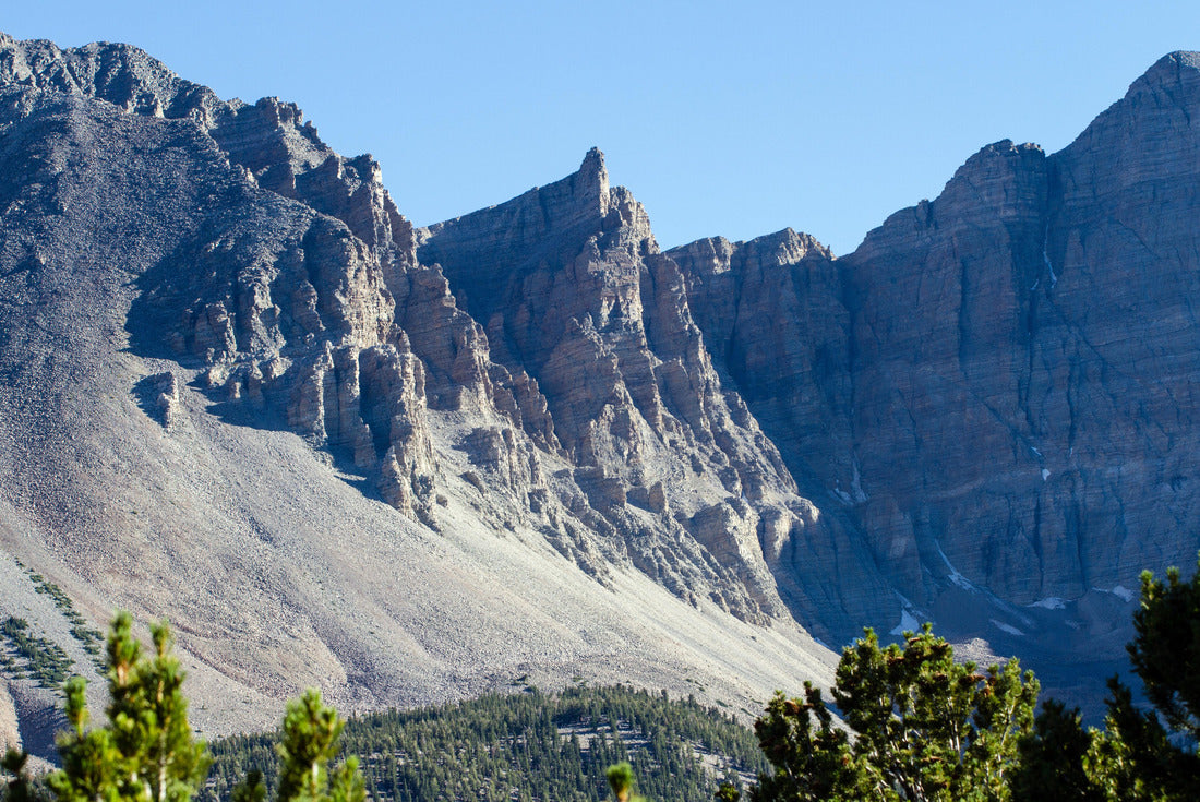 Sheer cliffs in Great Basin National Park in Nevada 2000pc Puzzle