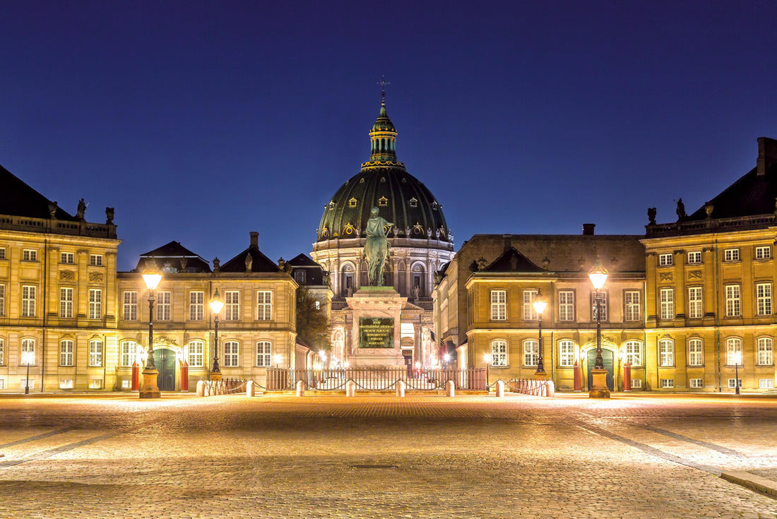 Amalienborg Palace in Copenhagen, Denmark at Night 2000pc Puzzle
