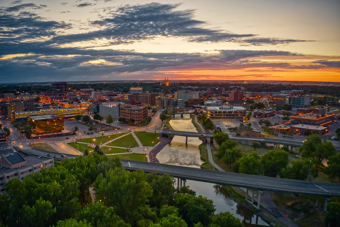 Aerial View of Sioux Falls, South Dakota at Sunset 2000pc Puzzle