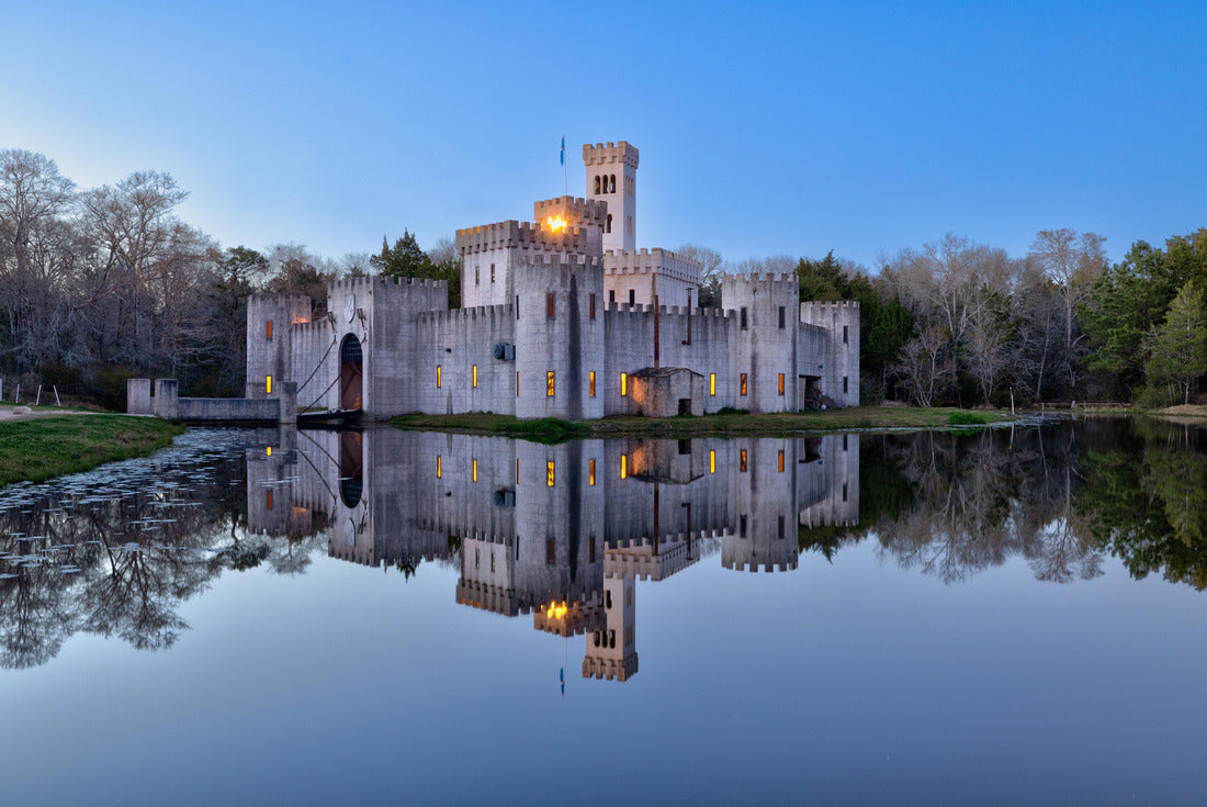 Noah Jigsaw Puzzle Newmans Castle and town center of Bellville, Texas 2000 pieces