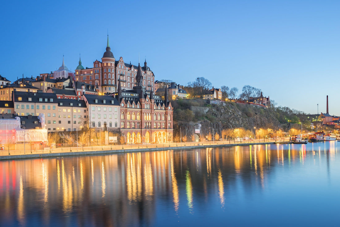 Stockholm city skyline at night in Sweden 2000pc Puzzle