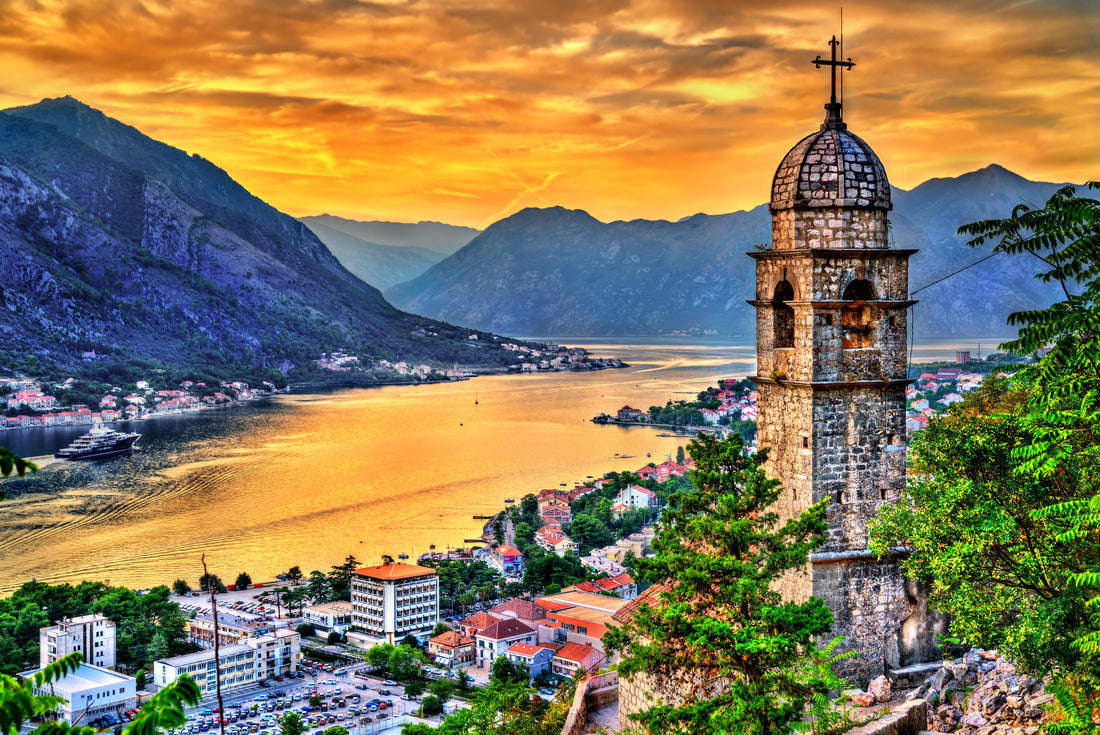 Church of Our Lady of Remedy in Kotor, Montenegro 2000pc Puzzle