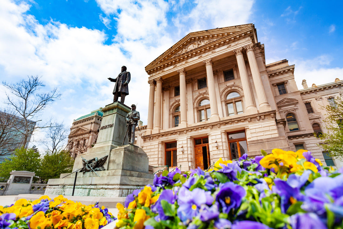 Morton statue in front of Indiana Statehouse, USA 2000pc Puzzle