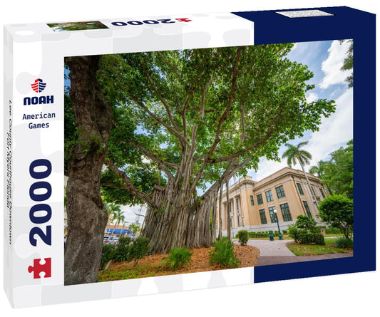 Noah Jigsaw Puzzle Lee County Courthouse Downtown Fort Myers Florida 2000 pieces