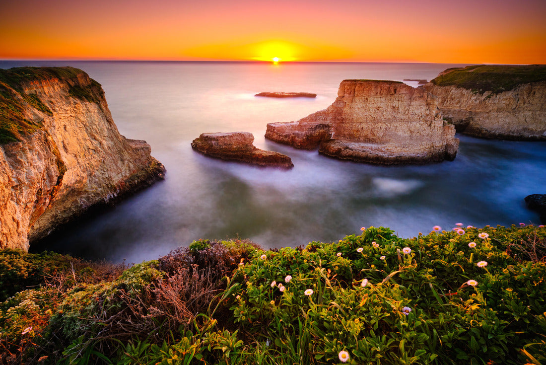 Sunset over Sharkfin Cove, Santa Cruz, California 2000pc Puzzle