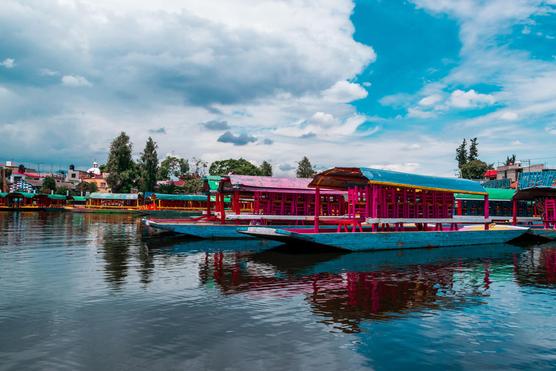 Noah Jigsaw Puzzle Mexican colorful trajineras on Xochimilco's lake 2000 pieces