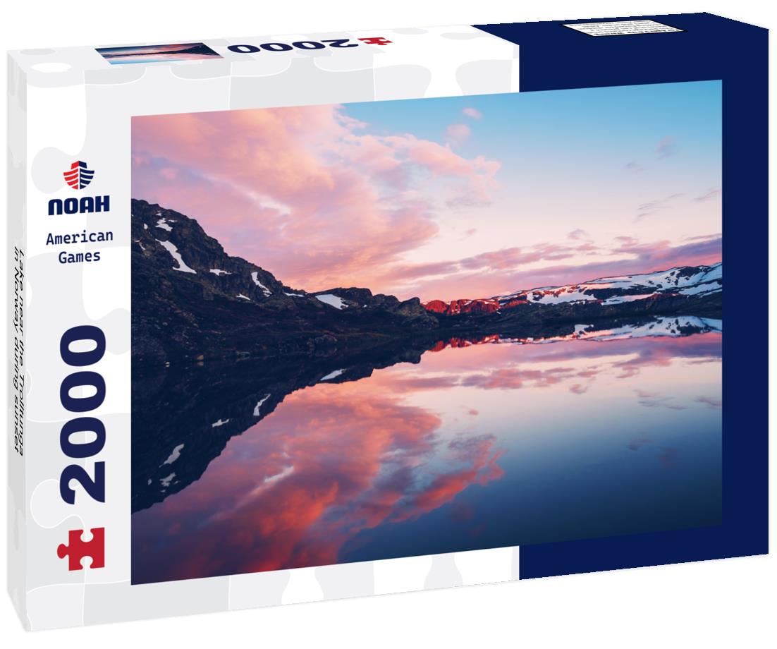 Lake near the Trolltunga in Norway during sunset 2000pc Puzzle