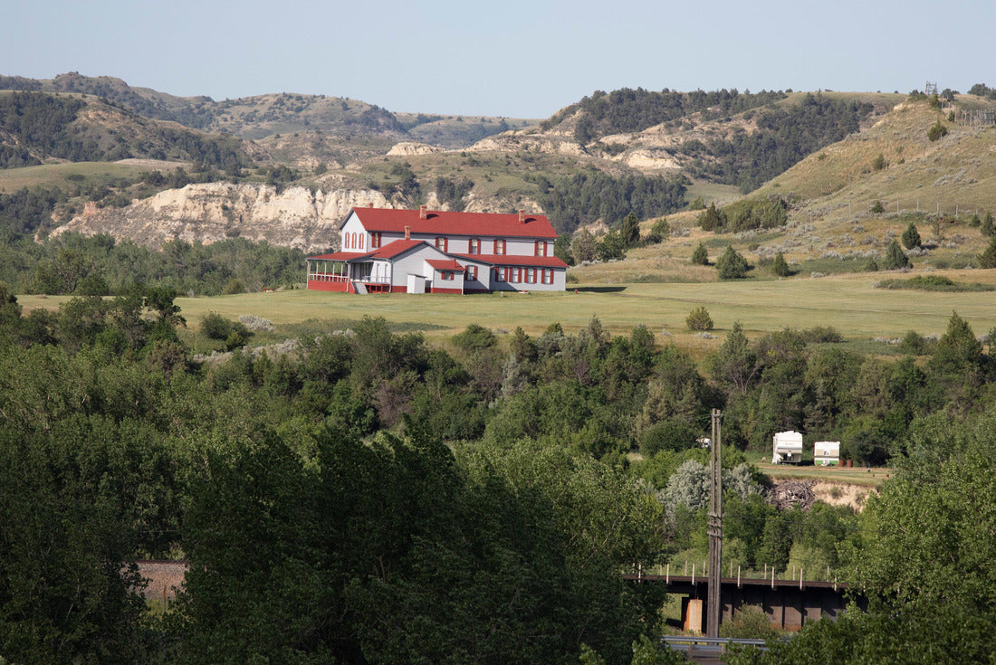 Noah Jigsaw Puzzle View of Chateau De Mores in Medore North Dakota 2000 pieces