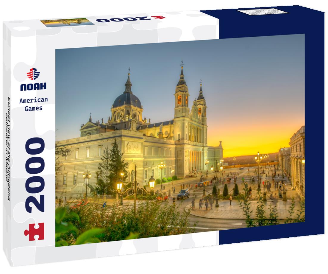 Sunset view of the Almudena cathedral in Madrid 2000pc Puzzle