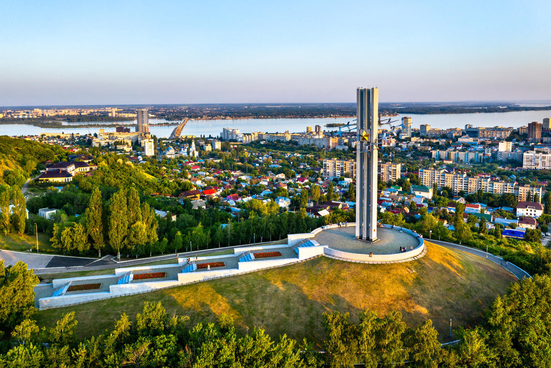 Noah Jigsaw Puzzle Great Patriotic War Memorial in Saratov, Russia 2000 pieces