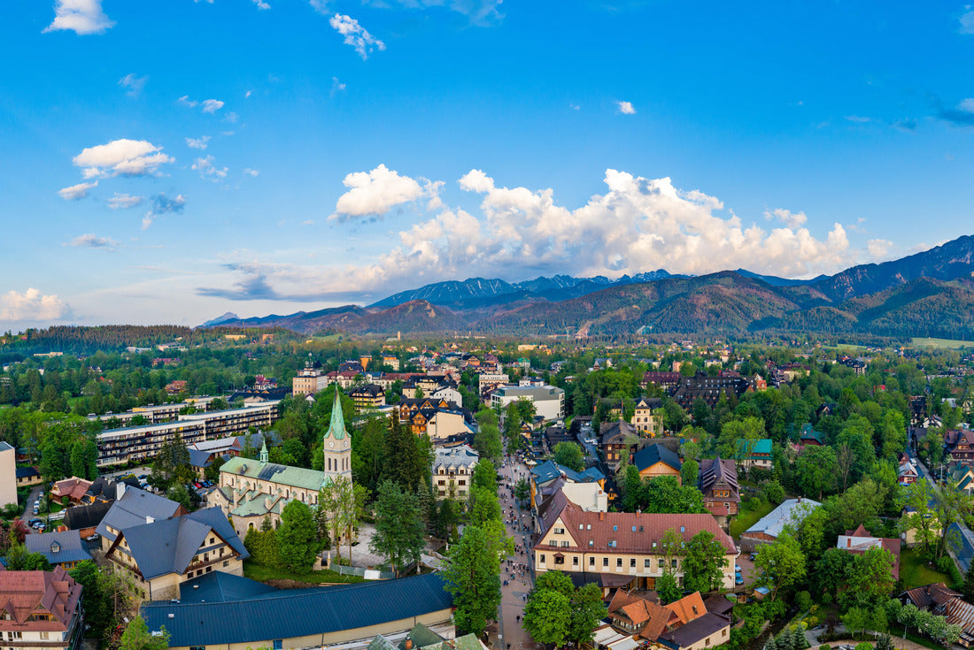 The city center of Zakopane and Krupowki Street 2000pc Puzzle