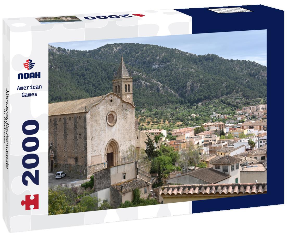 the town center and the church of Andratx in Mallorca 2000pc Puzzle