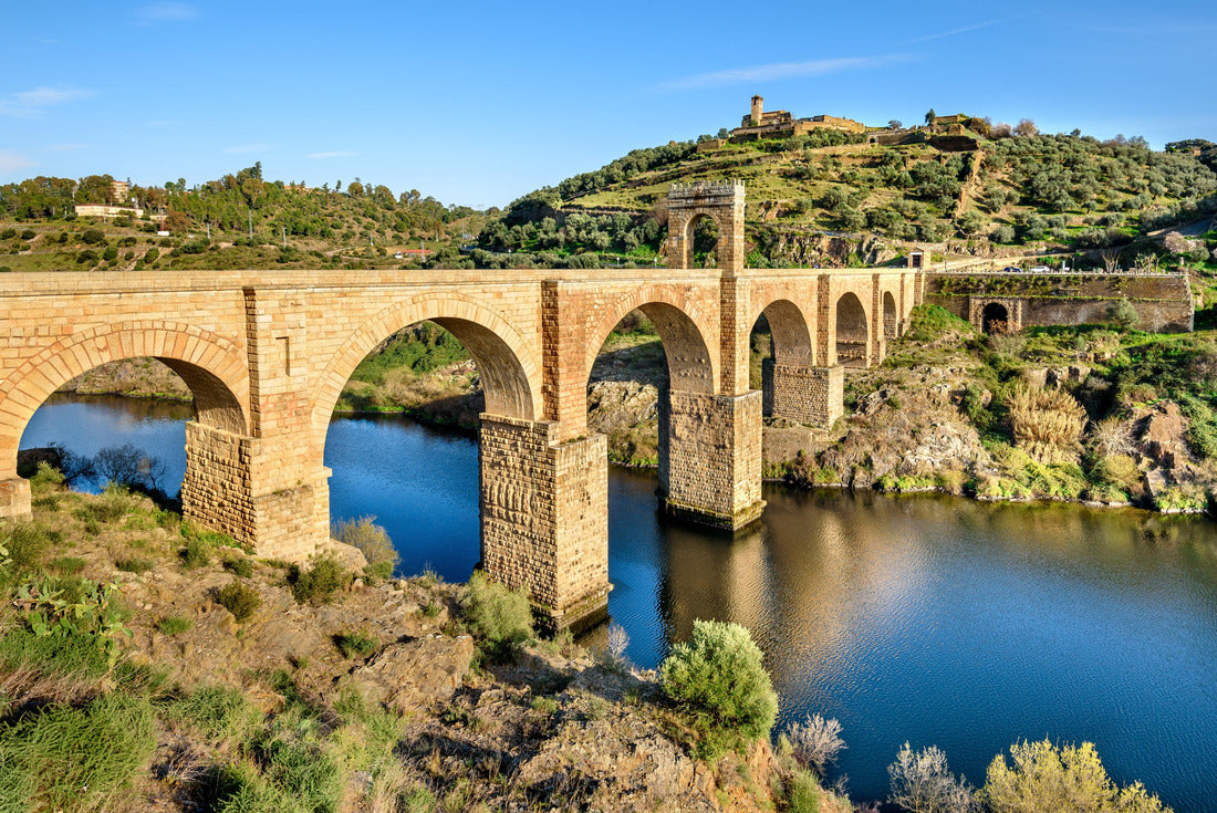 Alcantara bridge over the river Tajo, Caceres, Extremadura 2000pc Puzzle