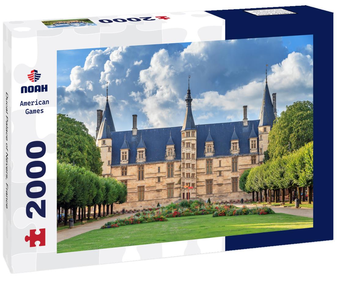 Ducal Palace of Nevers, France 2000pc Puzzle