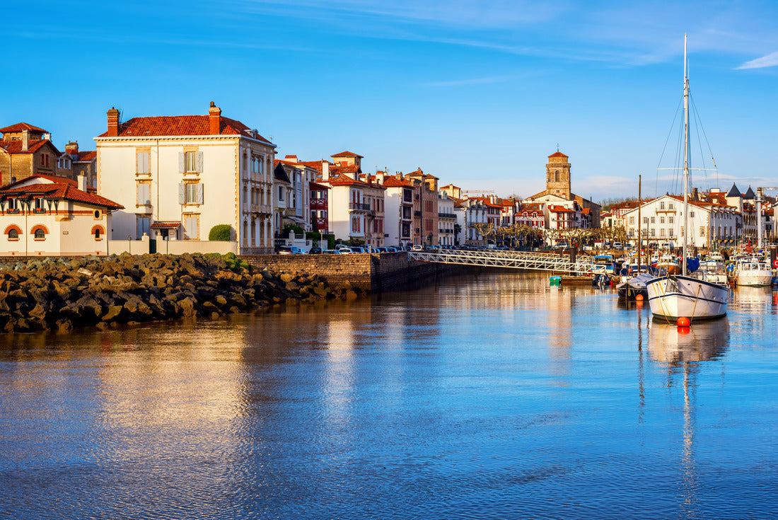St Jean de Luz old town and harbor, France 2000pc Puzzle