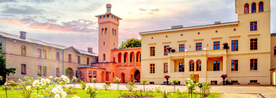 Noah Jigsaw Puzzle Gustavia, St. Barth's city skyline at the harbor Panorama 1000 Pieces