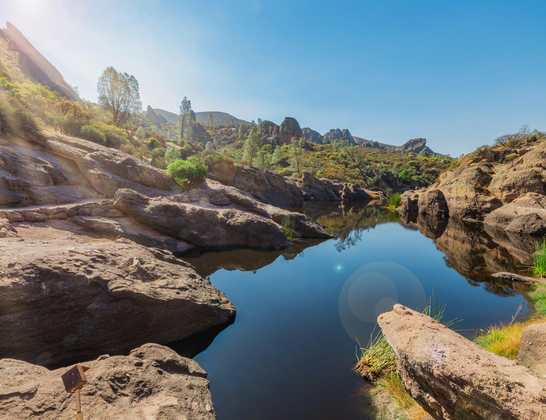 Noah Jigsaw Puzzle Lake Bear Gulch and rock formations, in Pinnacles National Park in California, the ruined remains of an extinct volcano on the San Andreas Fault 1000 Pieces