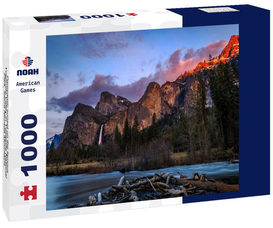 Noah Jigsaw Puzzle Panoramic sunset on the famous Yosemite Valley in Yosemite National Park, Sierra Nevada Mountains in California, USA 1000 Pieces