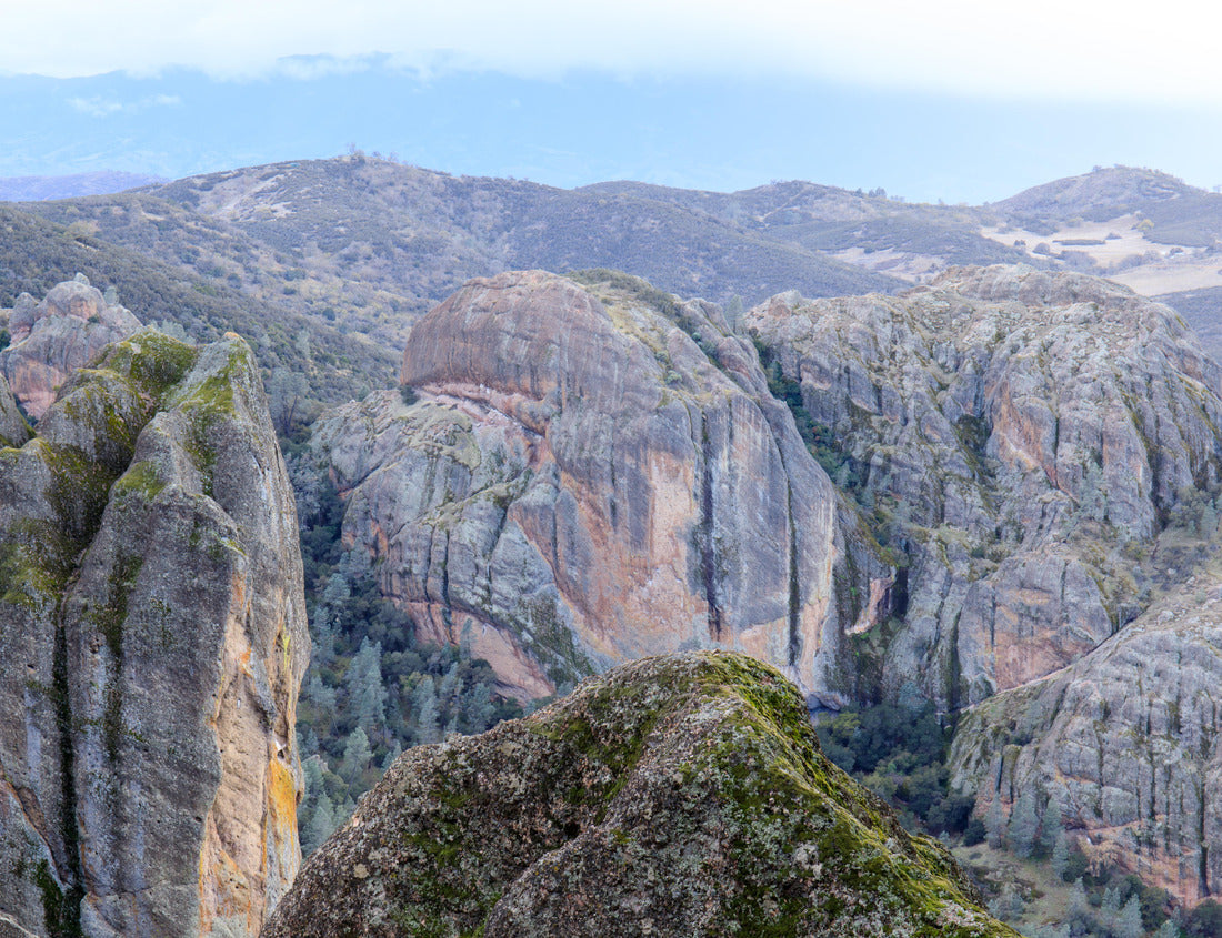 Noah Jigsaw Puzzle Volcanic Rocks at High Peaks on a winter day. Pinnacles National Park, San Benito County, California, USA 1000 Pieces