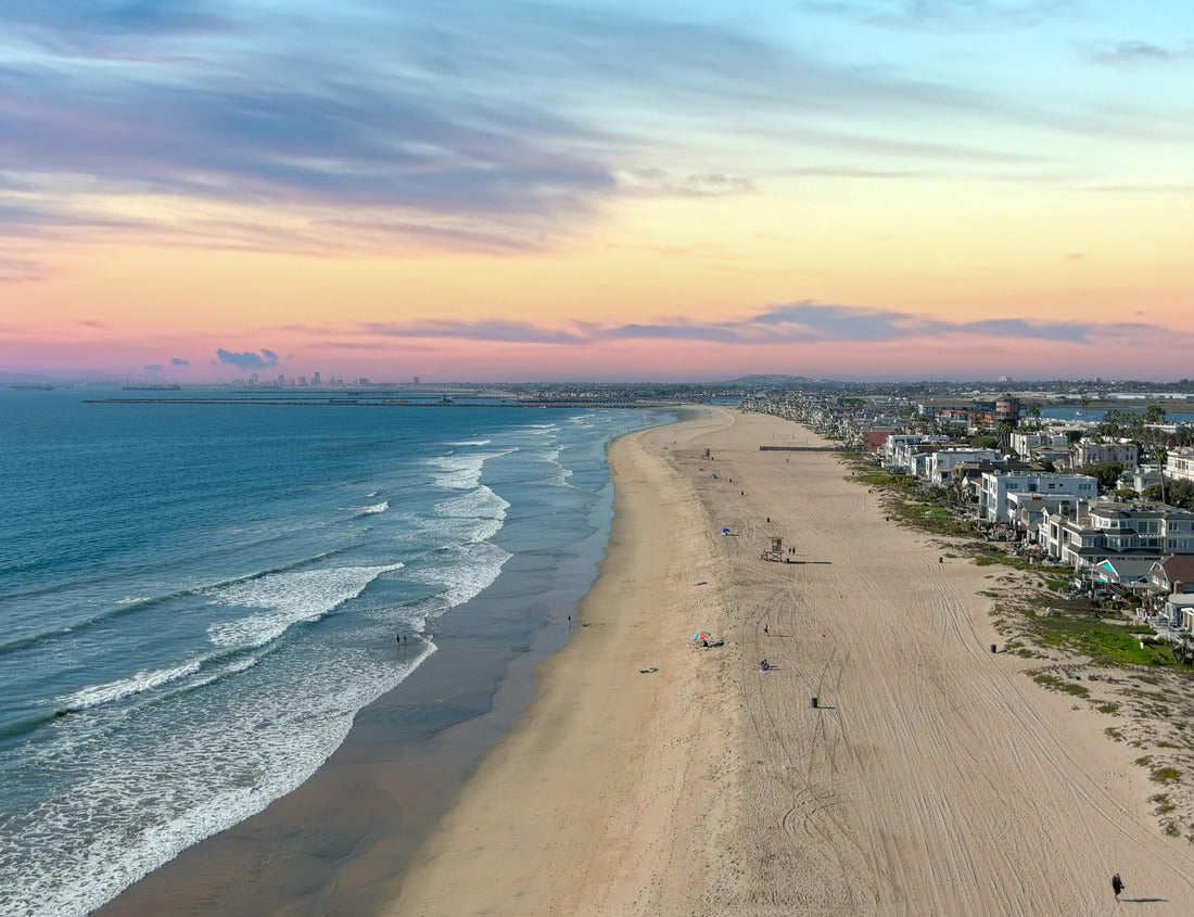 Noah Jigsaw Puzzle Aerial view of the coast with blue ocean water and houses along the sand on the beach, cars driving on the road and blue sky with clouds in Huntington Beach California USA 1000 Pieces