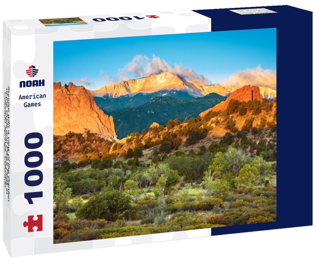 Sunrise with a view of the Garden of the Gods and Pike's Peak in Colorado Springs, Colorado 1000pc Puzzle
