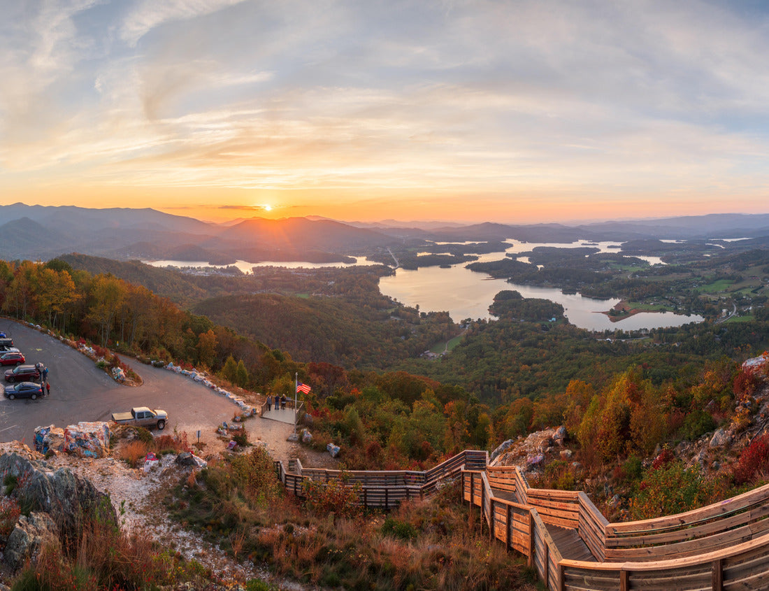 Noah Jigsaw Puzzle Hiawassee, Georgia, USA Landscape with Chatuge Lake in early fall at dusk 1000 Pieces