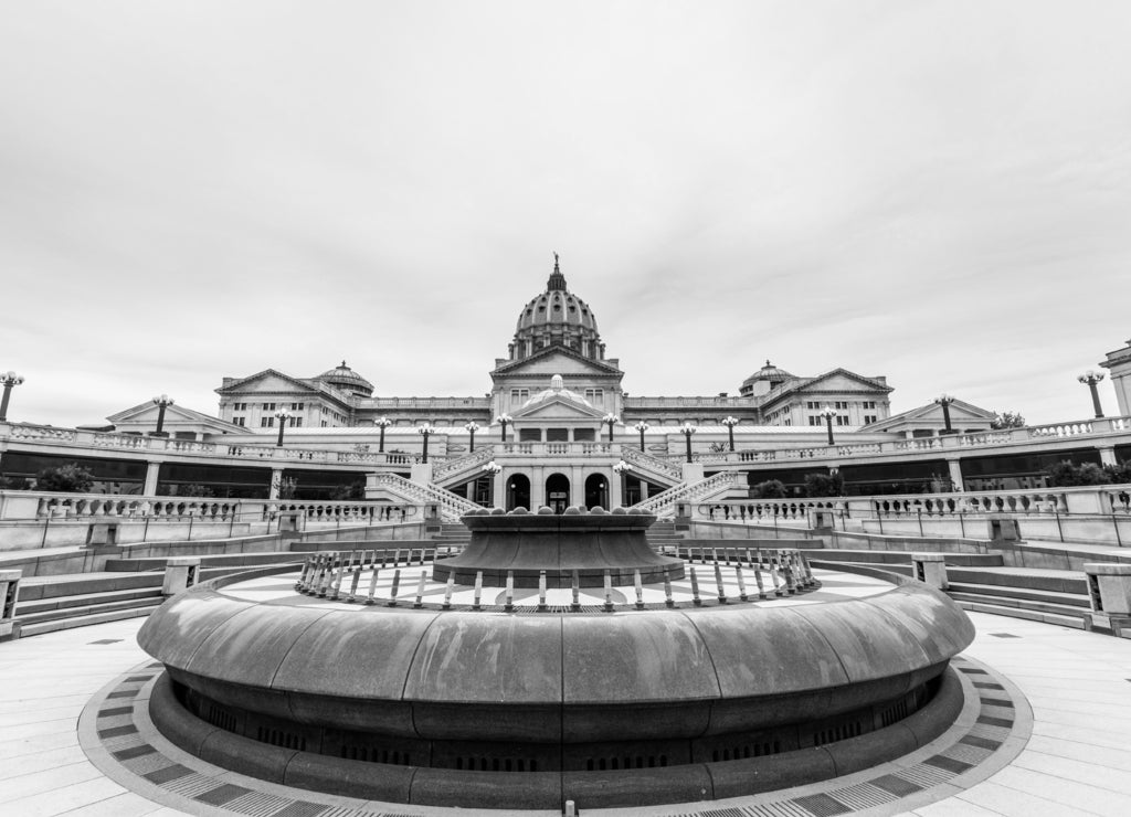 Capitol building in Downtown Harrisburg, pennsylvania in black white