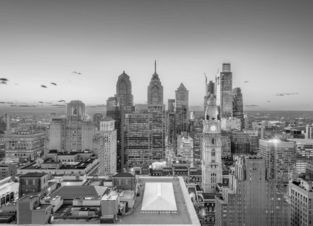 Philadelphia, Pennsylvania, USA Center City in black white