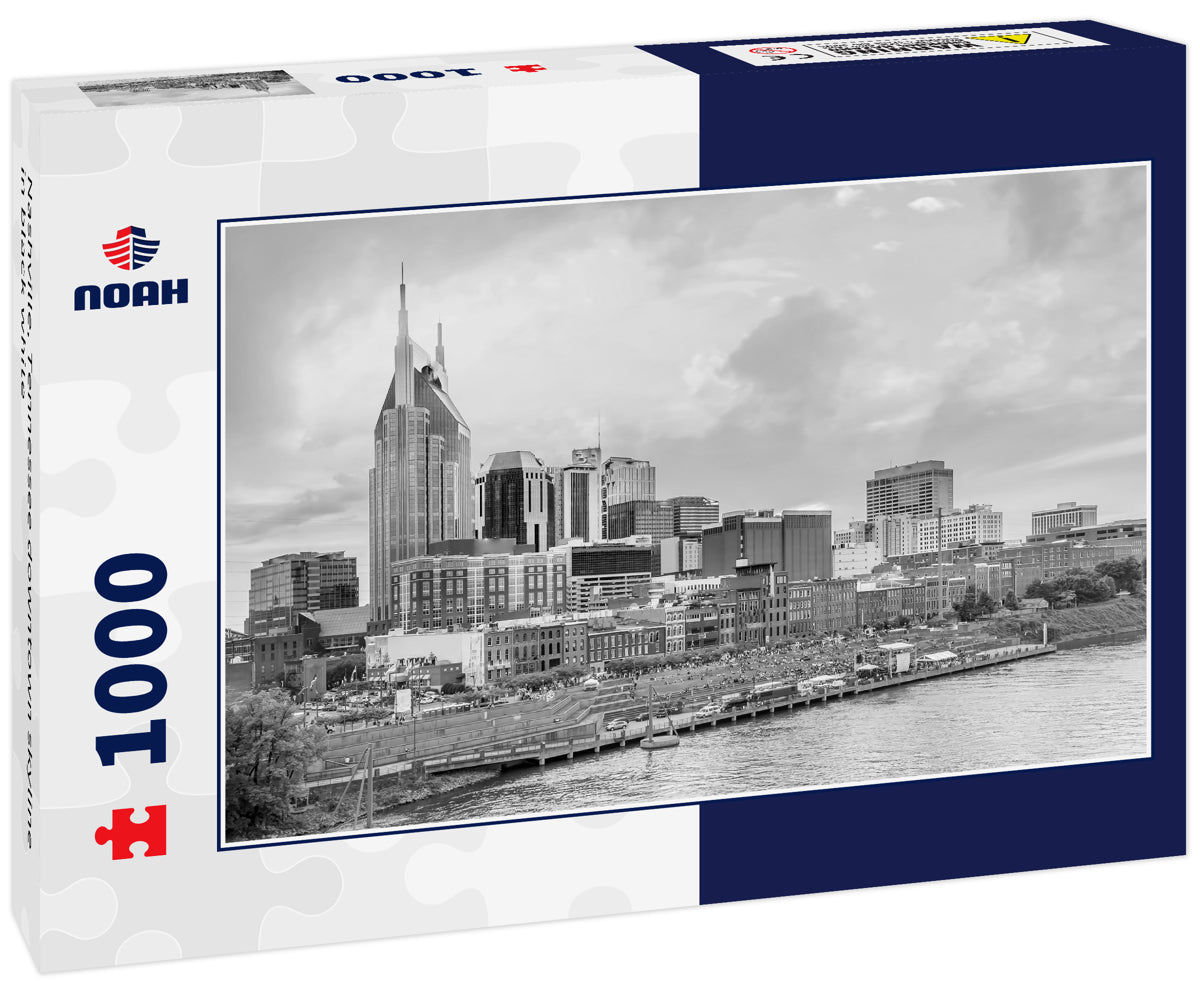 Nashville, Tennessee downtown skyline in black white