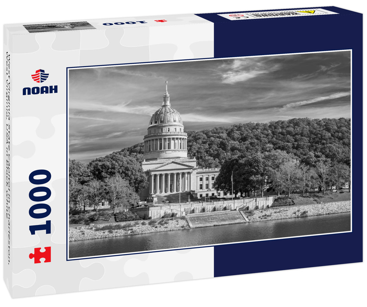 West Virginia State Capitol in Charleston, West Virginia, USA in black white