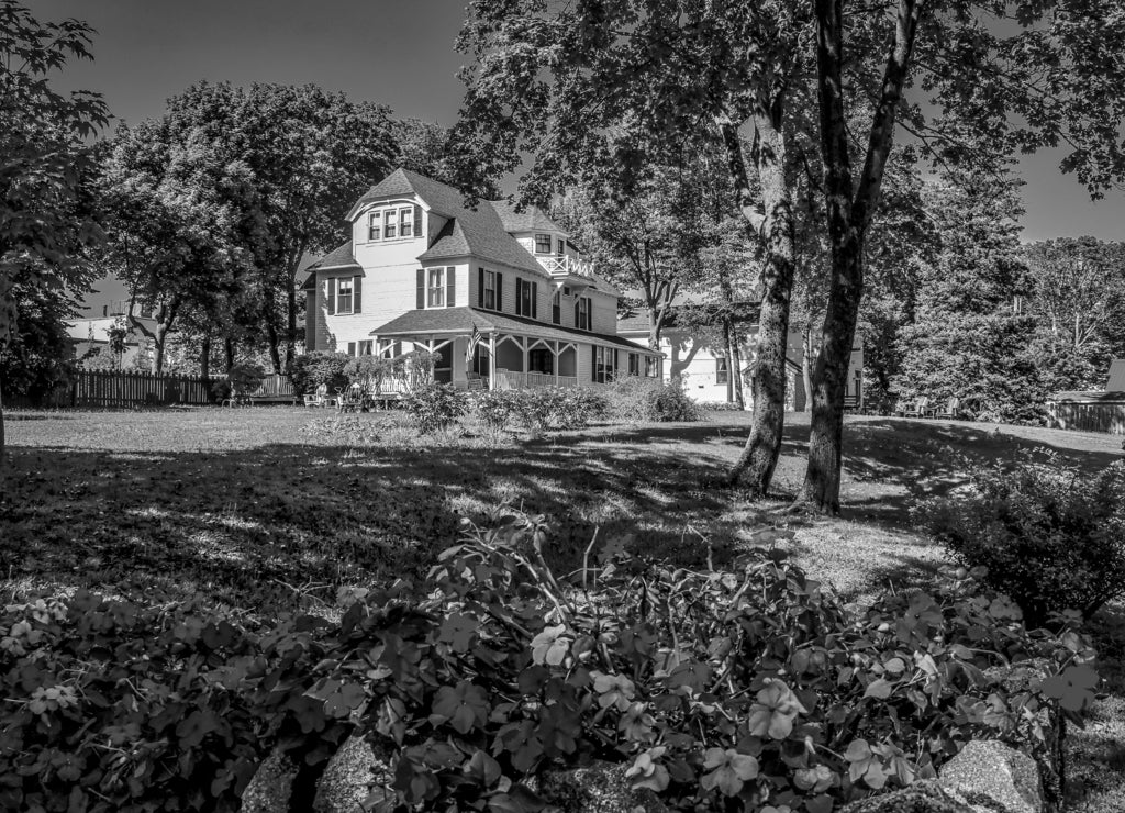 Bar Harbor, Maine, USA in black white