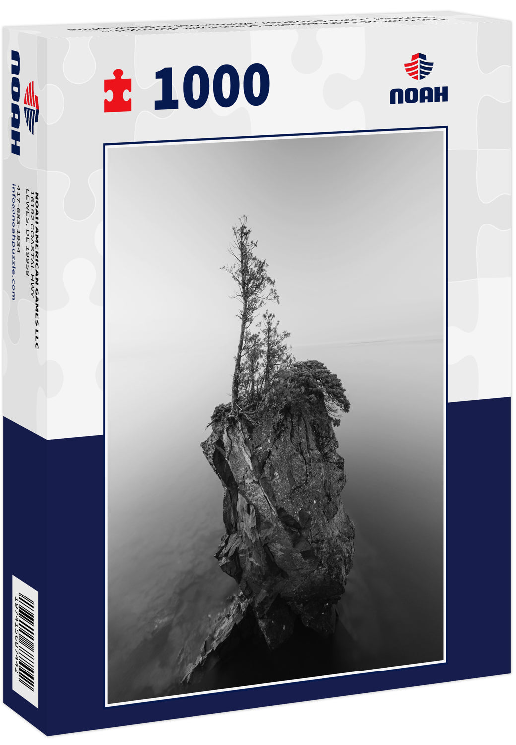 The rock at Tettegouche State Park during the summer, Lake Superior, Minnesota in black white