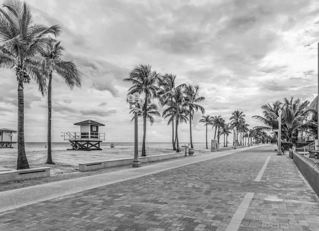 Hollywood Beach Broadwalk, a boardwalk and bikeway along the beach in Hollywood. A popular tourist attraction in Broward County, Florida, USA in black white